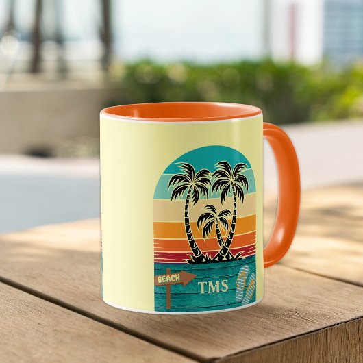 Palm Tree Tropical Retro Sunset FlipFlops Monogram Tasse