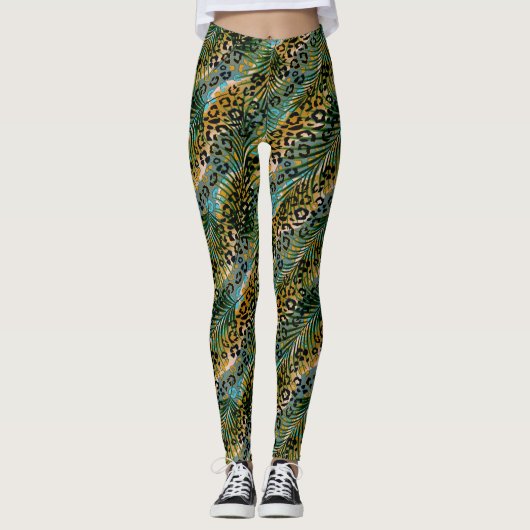 Palm verlasse auf einem Leopardenhintergrund. Leggings (Vorderseite)