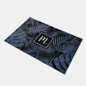 Palmblattmuster aus Navy, monogramm, modern Fußmatte (Schrägansicht)