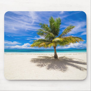 Palme auf weißem Sand-Strand Mousepad