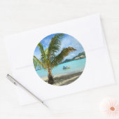 Palme und Überwasserresort rund Aufkleber (Umschlag)