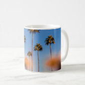 Palme unter blauem Himmel Kaffeetasse (VorderseiteRechts)
