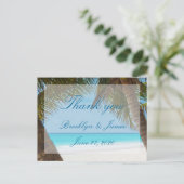 Palmen am Strand Hochzeit Danke Postkarten (Stehend Vorderseite)