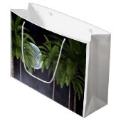 Palmen gegen den Mond Große Geschenktüte (Vorderseite Schrägansicht)