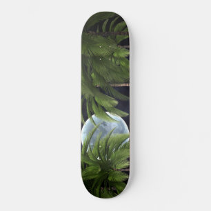 Palmen gegen den Mond Skateboard