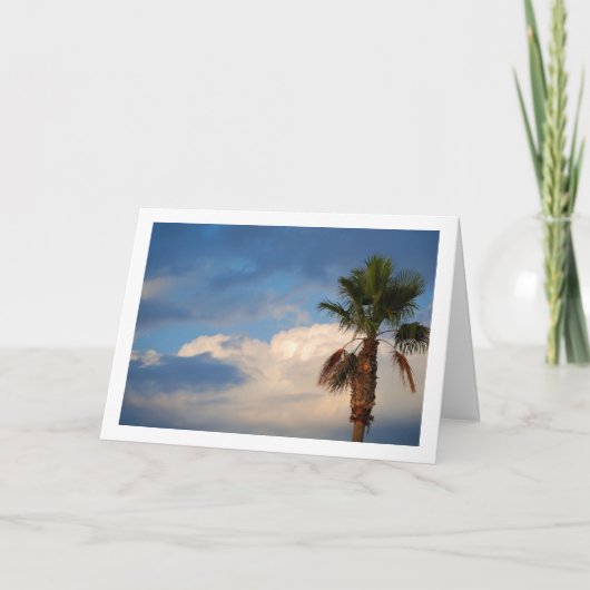 Palmen in Cloudy Sky Portrait Karte (Vorderseite)