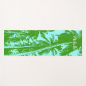 Palmen in einem grünen und blauen Posterdesign Yogamatte (Vorderseite (Horizontal))