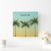 Palmen in einer Reihe, Strandleben Quadratische Wanduhr (Zuhause)