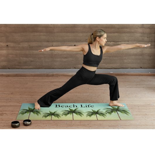 Palmen in einer Reihe, Strandleben Yogamatte