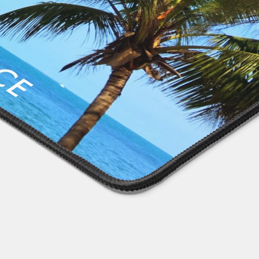 Palmen mit Blick auf den Strand oder Ihr Foto Schreibtischunterlage (Ecke)