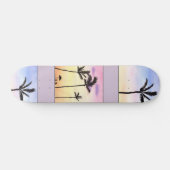 Palmen mit Sonnenaufgängen im Pastell Skateboard (Horizontal)