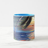 Palmen Sonnenuntergang Ozeanmalerei Zweifarbige Tasse (Mittel)