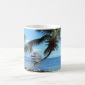 Palmen und Pier in Belize Kaffeetasse (Mittel)