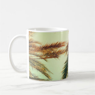 Palmen, Vintager Himmel. Kaffeetasse