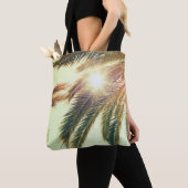 Palmen, Vintager Himmel. Tasche (Von Nahem)