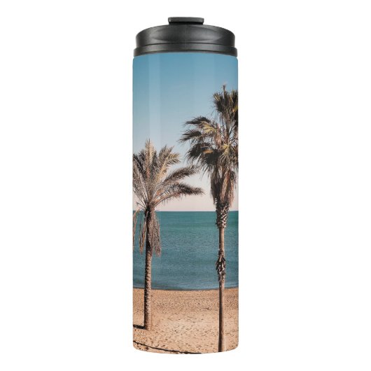 Palmenbaum am Strand am Morgen Thermosbecher (Vorderseite)
