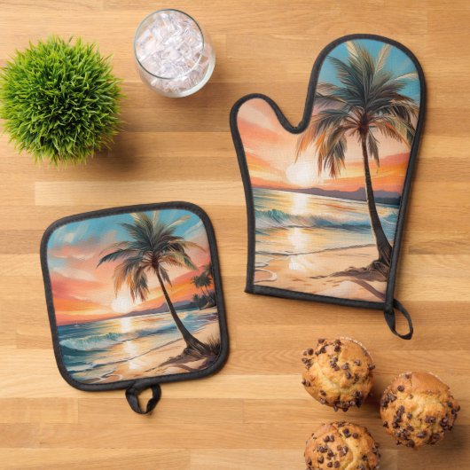 Palmenbaum am tropischen Strand bei Sonnenuntergan Ofenhandschuh & Topflappen-Set (Oben Unten)