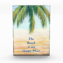 Palmenbaum an einem sonnigen Tag am Strand