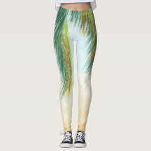 Palmenbaum an einem sonnigen Tag am Strand