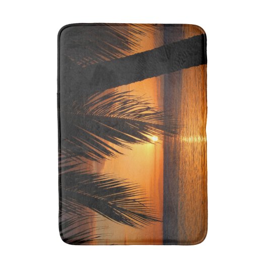 Palmenbaum über Orange Sunset Beach Szene Badematte (Vorderseite Vertikal)