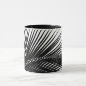Palmenblatt - schwarz-weiß tasse (Zentrum)
