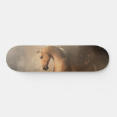 Palomino im Nebel Skateboard (Horizontal)