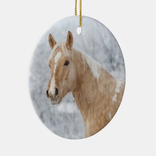 Palomino Pferd im Schnee Keramik Ornament (Rechts)