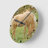 Palomino-Pferd Runde Wanduhr (Winkel)