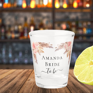 Pampas-Gras-Blume mit rosa Blüte Schnapsglas