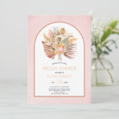 Pampas-Gras und Palm-weiches rosa Brautparty Einladung (Stehend Vorderseite)