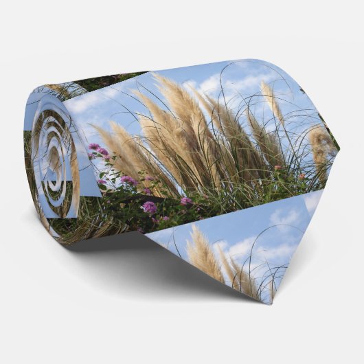 pampas grass and blue sky krawatte (Gerollt)