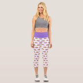 Pancake Stack Lila Plate Muster Capri Leggings (Vorderseite)