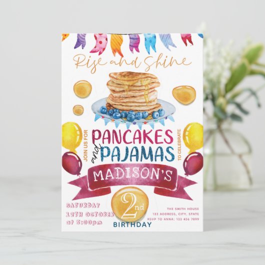 Pancake und Pajamas Birthday PJ's Party Einladung (Stehend Vorderseite)
