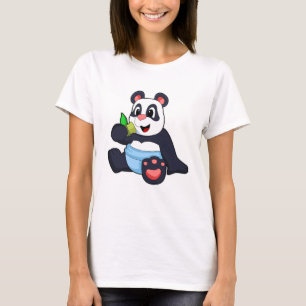 Panda als Baby mit Bambus T-Shirt