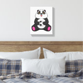 Panda als Fußballspieler mit Fußball Leinwanddruck (Insitu (Schlafzimmer))