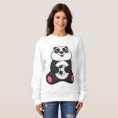 Panda als Fußballspieler mit Fußball Sweatshirt (Vorne ganz)