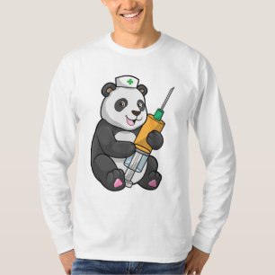 Panda als Krankenschwester mit Spritze T-Shirt