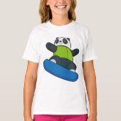 Panda als Snowboarder mit Snowboard T-Shirt (Vorderseite)