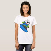 Panda als Snowboarder mit Snowboard T-Shirt (Vorne ganz)