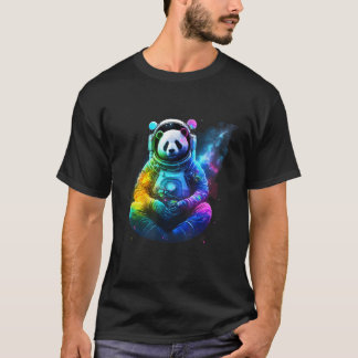 Panda Astronaut im Weltraum kosmisch farbiges Tier T-Shirt