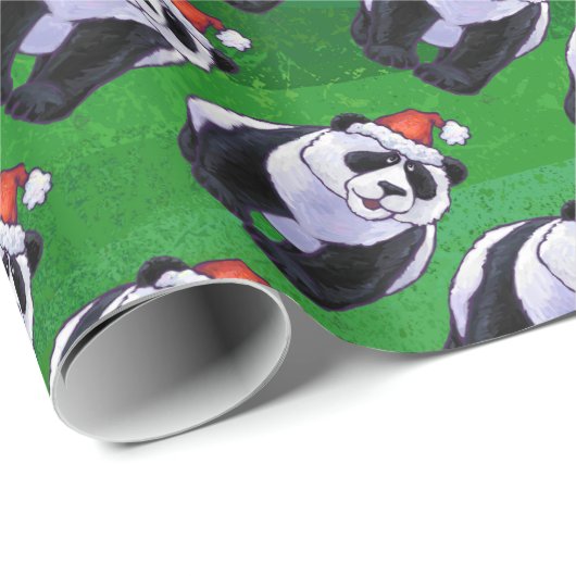 Panda-Bär in der Weihnachtsmannmütze auf Grün Geschenkpapier (Rolleneckpunkt)