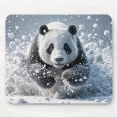 Panda-Bär läuft im Schnee Mousepad (Vorne)