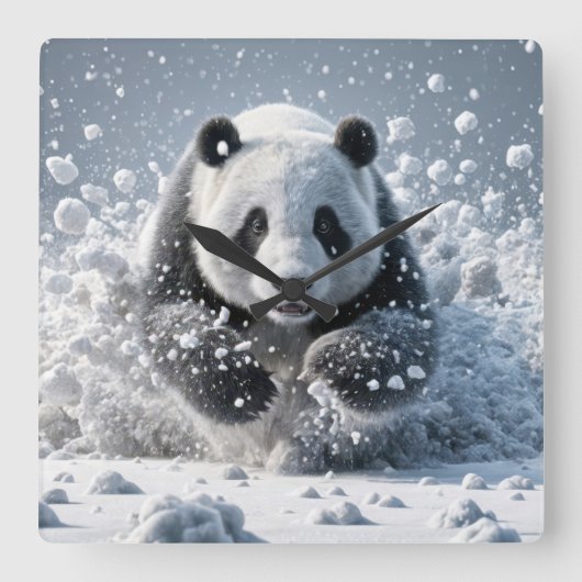 Panda-Bär läuft im Schnee Quadratische Wanduhr (Vorderseite)
