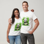 Panda Bear frisst Bambus T-Shirt (Unisex)