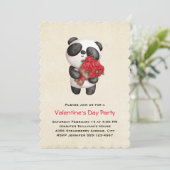 Panda Bear Holding Bouquet der Rose Valentine's Einladung (Stehend Vorderseite)