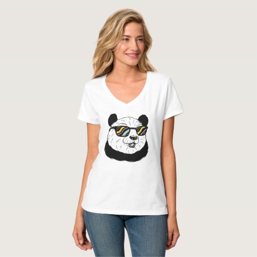 Panda Bear in Sonnenbrille T-Shirt (Vorderseite Vollansicht)