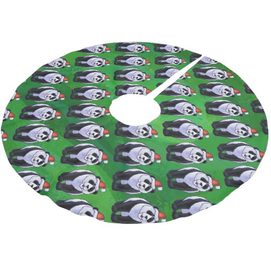 Panda Bear in Weihnachtsmannmütze auf Green Polyester Weihnachtsbaumdecke (Schrägansicht)