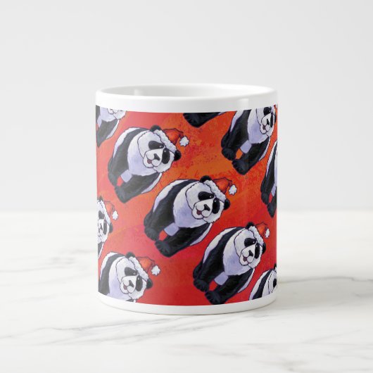 Panda Bear in Weihnachtsmannmütze auf Rot Jumbo-Tasse (Vorderseite)