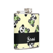 Panda bear with green bamboo leaves flachmann (Rechts)