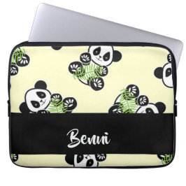 Panda bear with green bamboo leaves laptopschutzhülle